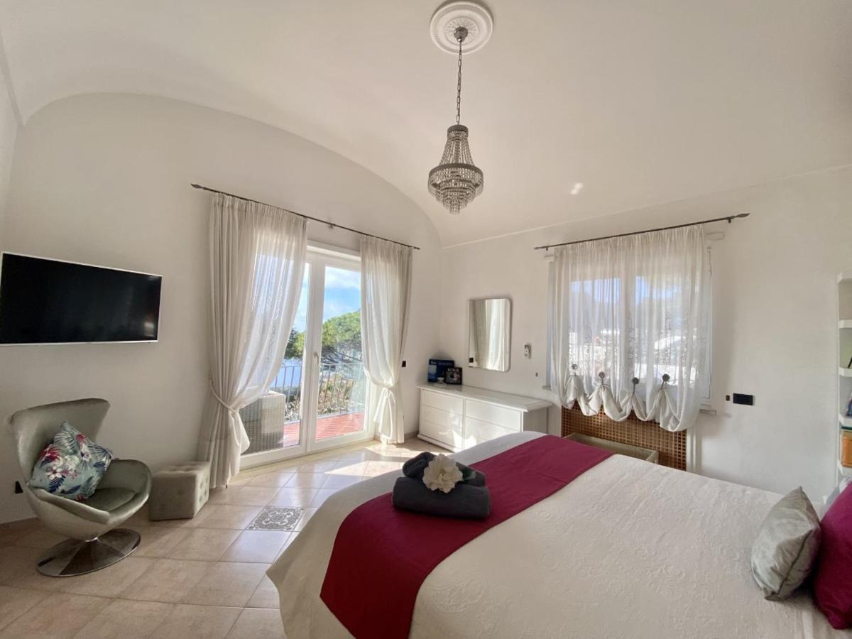 Marvelous Sea View Villa カプリ エクステリア 写真